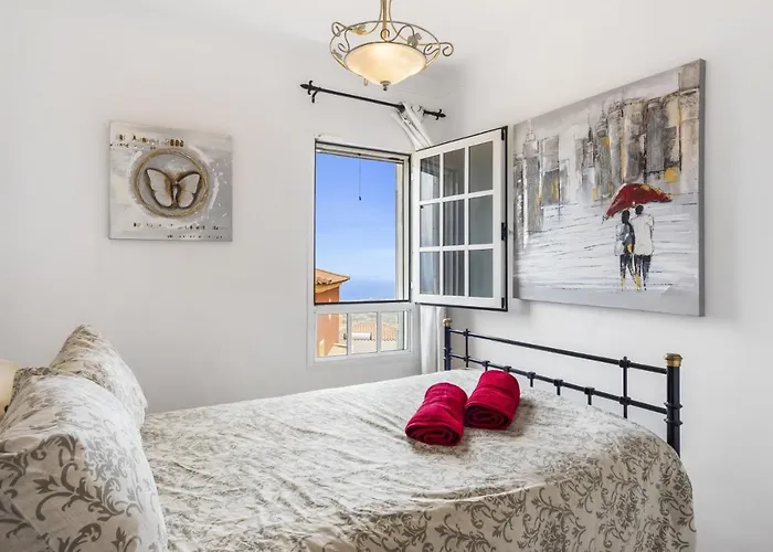 Paris By Чайофа